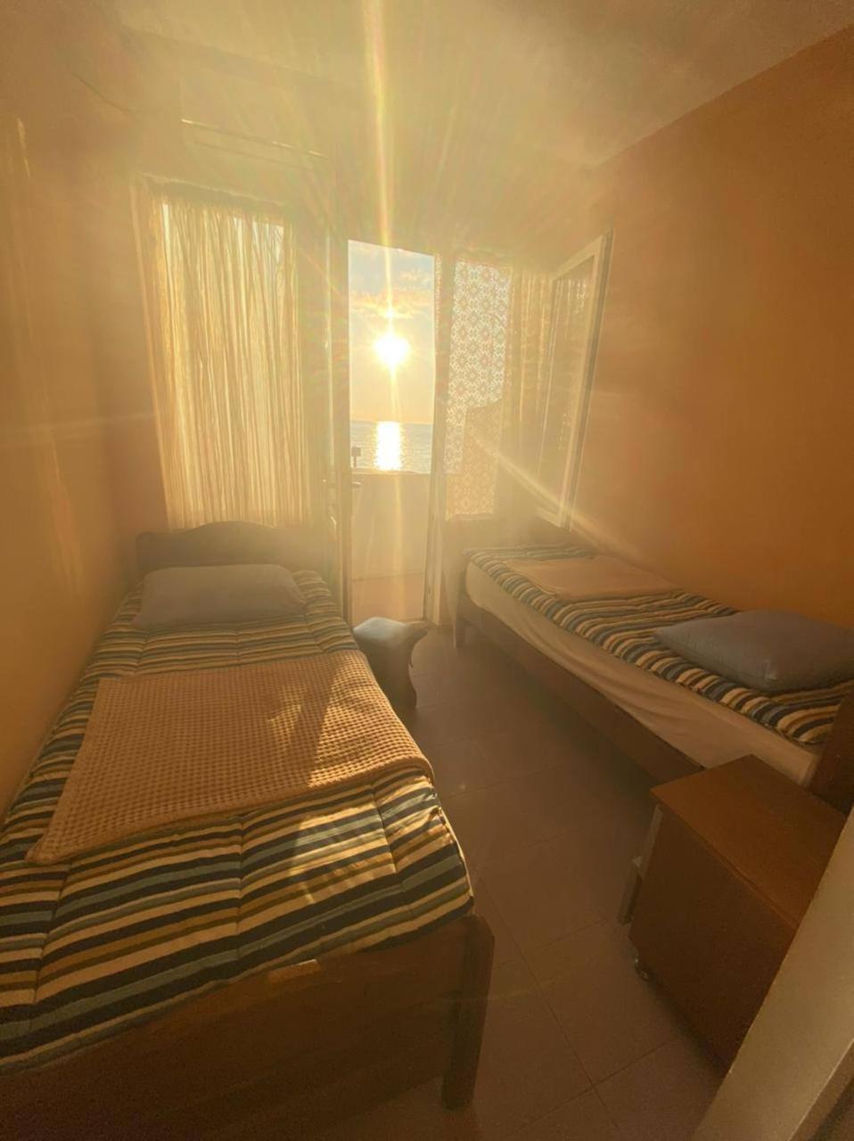 Guest House Orange Kobuleti Exterior photo