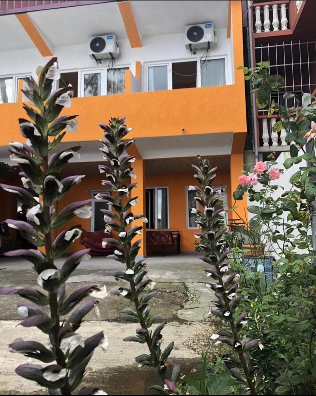 Guest House Orange Kobuleti Exterior photo